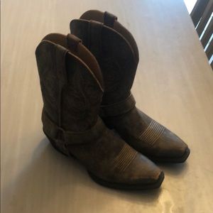 Ariat western cowboy boots